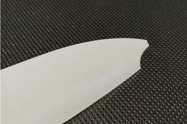 如何提供氧化鋯陶瓷刀的刀片夾口抗沖擊性？